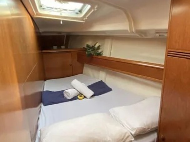 Yacht charter Níkiti - Jeanneau Sun Odyssey 45 on SamBoat