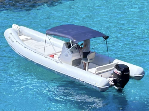 Charter a COSRARICA 780 in Marina De Cala D'Or on Samboat