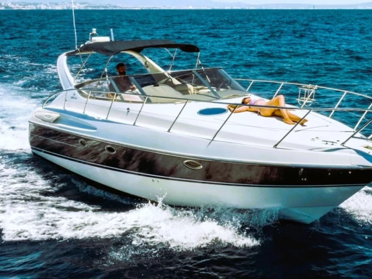 Yacht charter Miami - Cranchi Endurance 39 on SamBoat