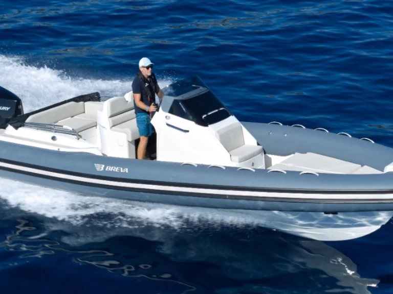 Motorboat to hire Sorrento at the best price