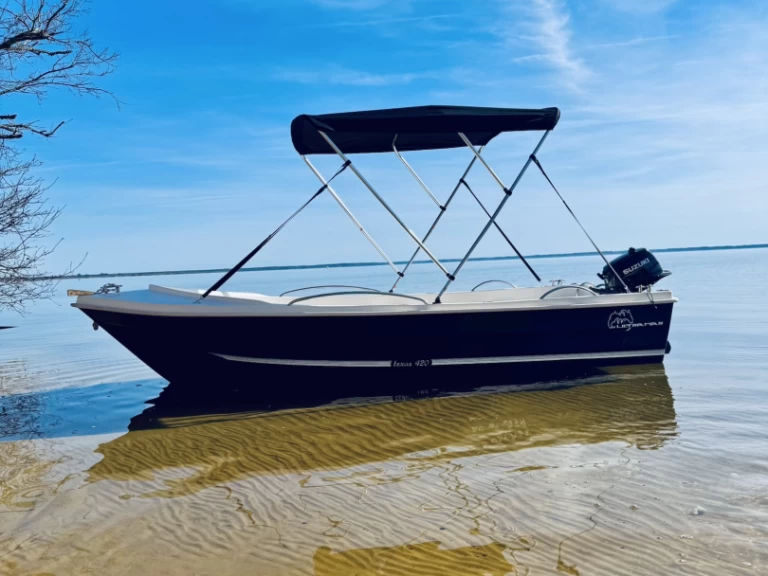 Yacht hire Cazaux cheap Texas 420