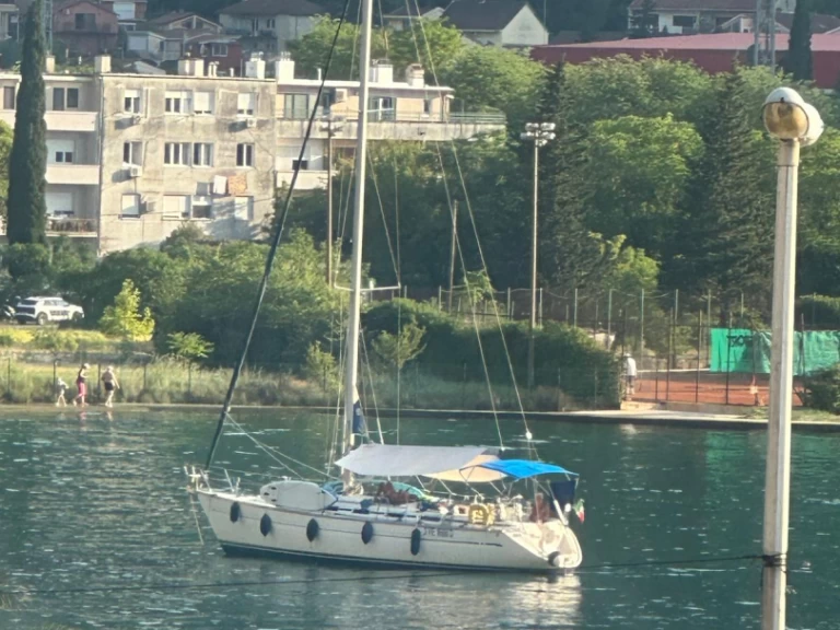 Bavaria Bavaria 42 charter bareboat or skippered in  Montenero di Bisaccia