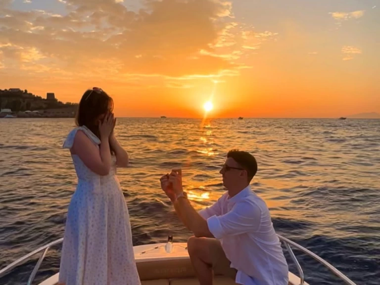 Motorboat hire in Sorrento - Barqa Barqa Q20