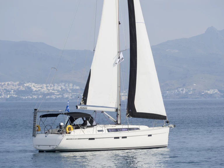 Sailboat to hire Kos at the best price