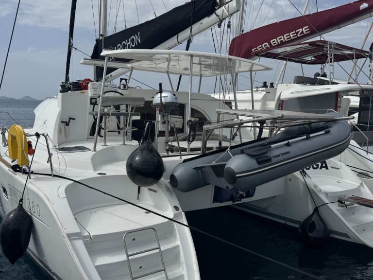 Charter a Lagoon Lagoon 380 S2 in Rhodes (City) on Samboat