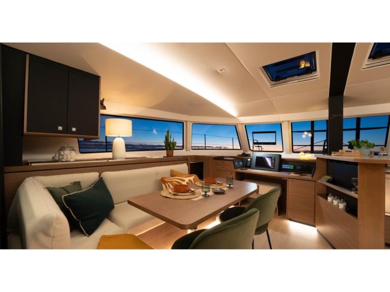 Hire Catamaran Nautitech with a boat licence