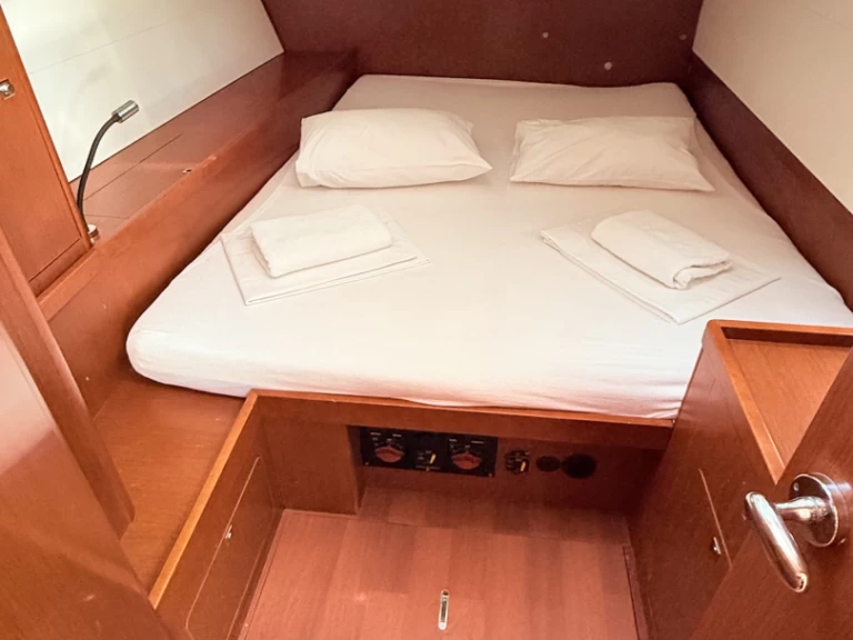 Yacht charter Sukošan - Bénéteau Oceanis 48 on SamBoat
