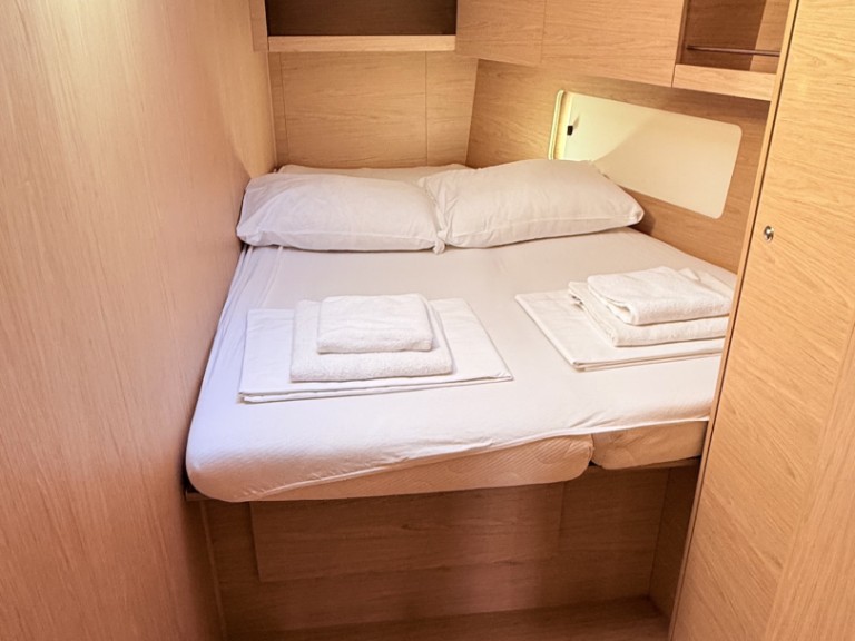 Hire a Bénéteau Oceanis 46.1 Sukošan