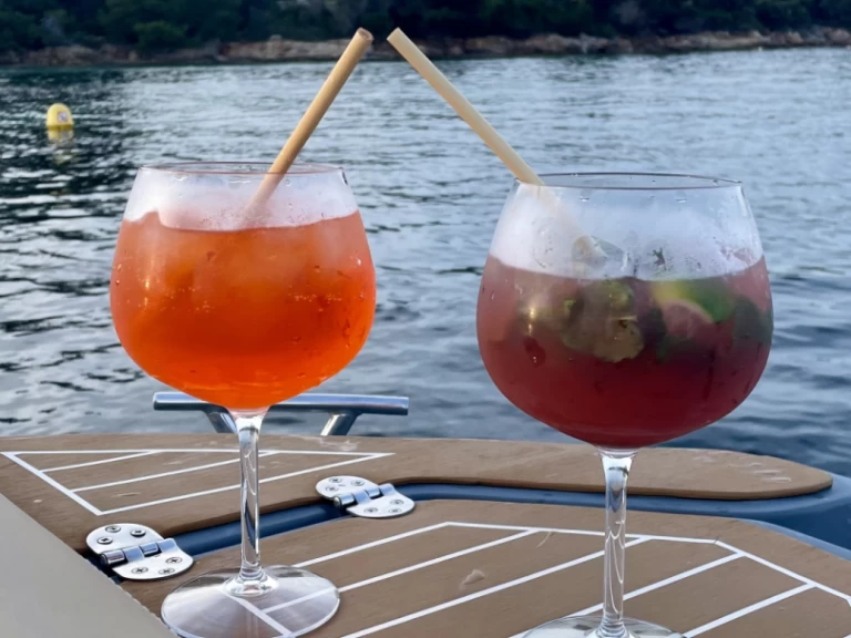 Hire a Jeanneau CAP CAMARAT Antibes