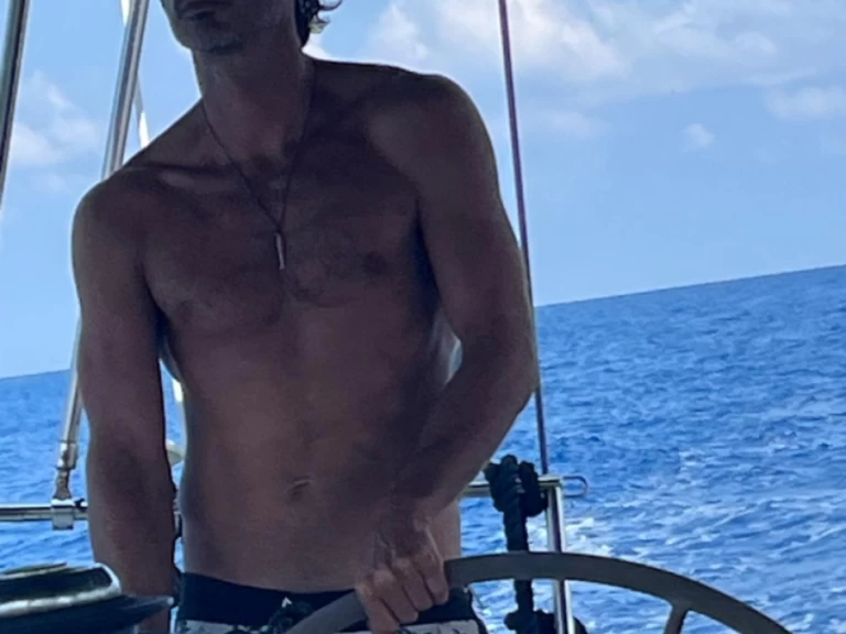 Charter a Jeanneau Sun Odyssey 52.2 in Palermo on Samboat