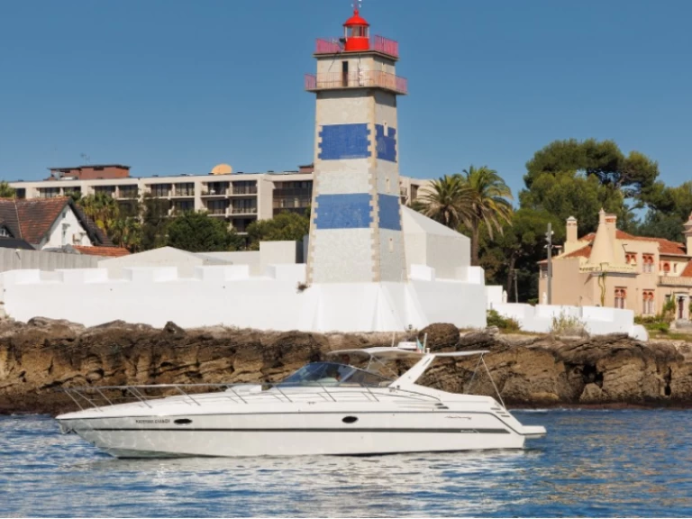 Hire Luxury Yacht with or without skipper Cranchi Cascais