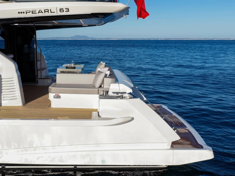 Yacht charter Saint-Jean-Cap-Ferrat - Pearl Yachts Pearl 63 on SamBoat