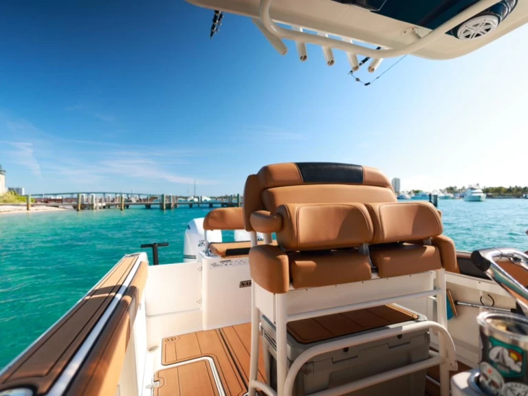 Charter a Century 2800 in West Palm Beach on Samboat