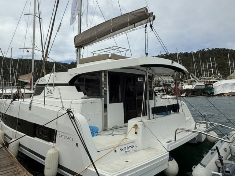 Catamaran hire in Göcek - Bali Bali Catspace Voile