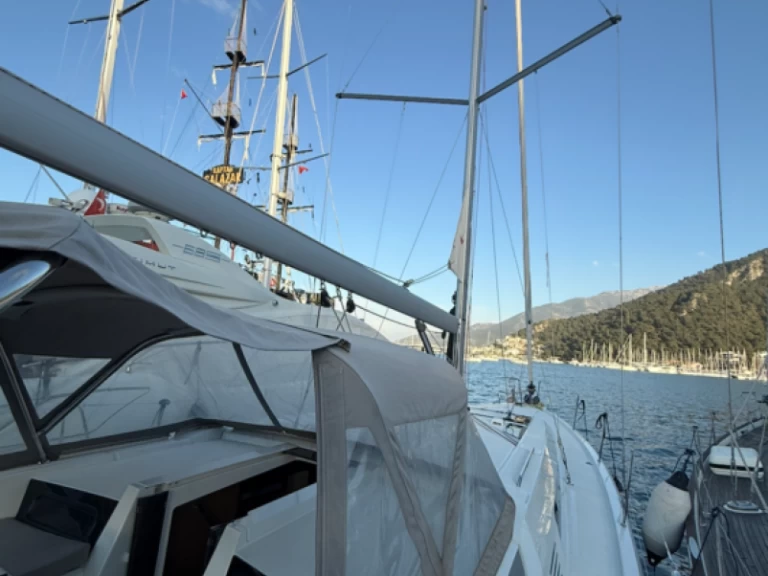 Bénéteau Oceanis 46.1 charter bareboat or skippered in  Göcek