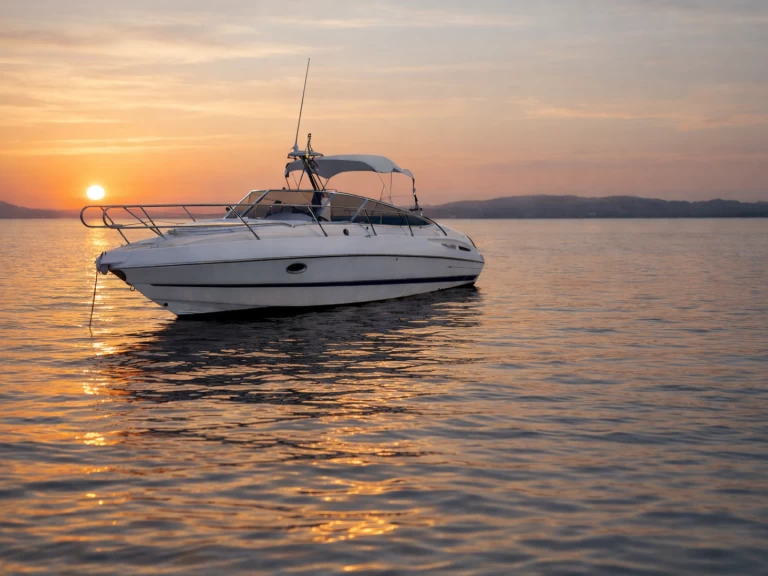 Cranchi Cranchi 28 CSL charter bareboat or skippered in  La Maddalena
