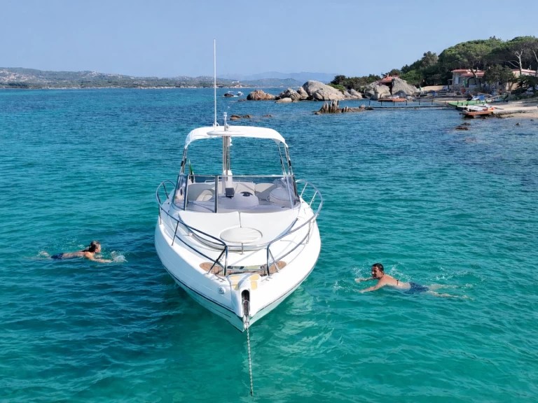Yacht charter La Maddalena - Cranchi Cranchi 28 CSL on SamBoat