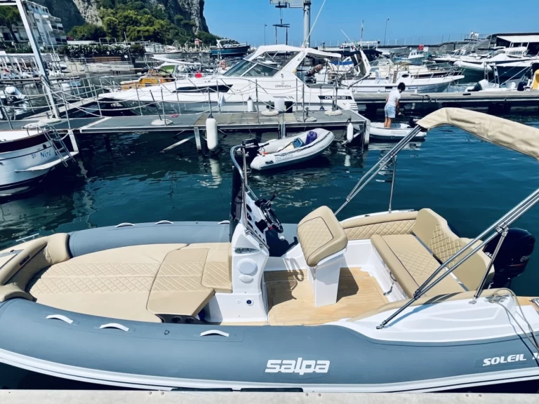 Yacht charter Sorrento - Salpa Salpa Soleil 18 on SamBoat
