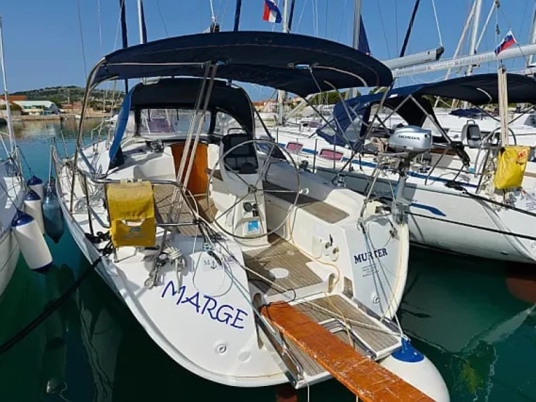 Sailboat hire in Betina - Bavaria Bavaria 38 Cruiser