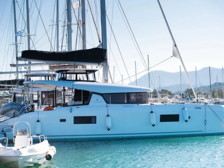 Hire Catamaran with or without skipper Lagoon Lygia