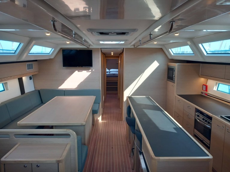 Sailboat to hire Trogir at the best price