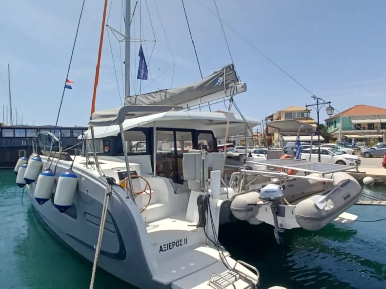 Yacht charter Lygia - Excess Excess 11 on SamBoat