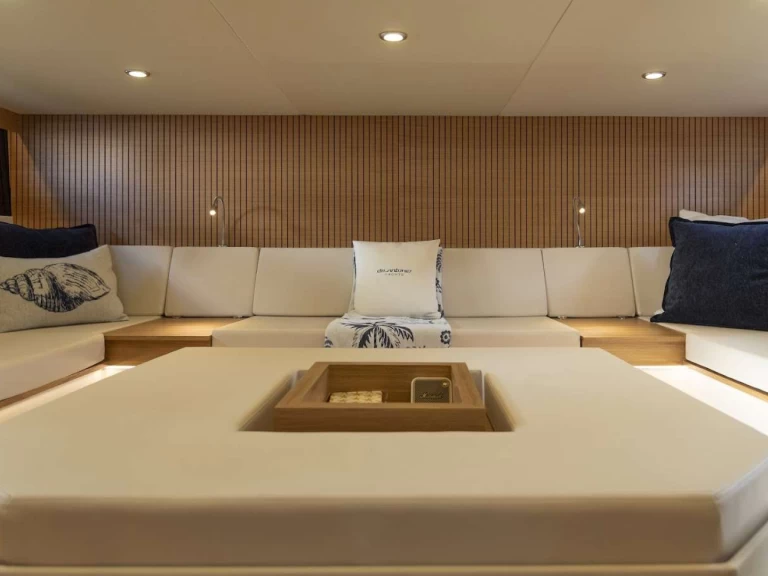 Yacht hire Palm Beach cheap La Ondina