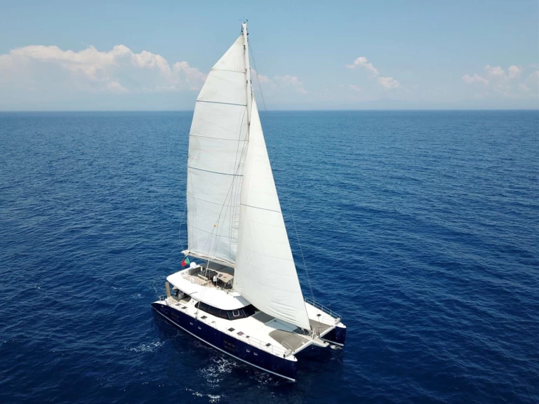 Charter a Sunreef Free Spirit in Corsica on Samboat