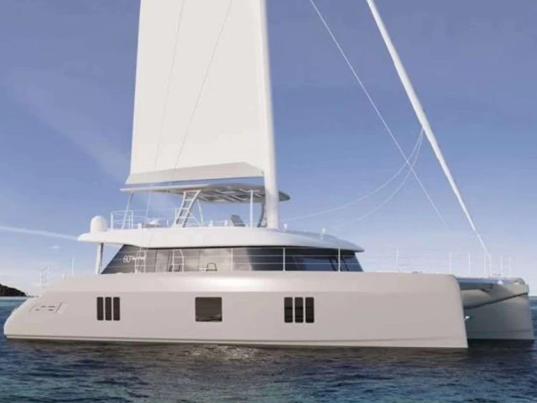 Hire Luxury Yacht Sunreef with a boat licence