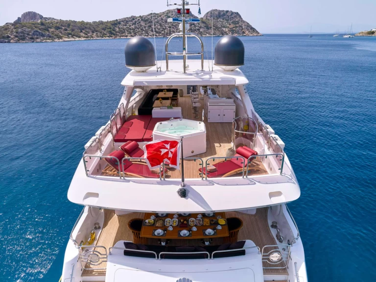 Sunseeker WHITE PEARL I charter bareboat or skippered in  Greece