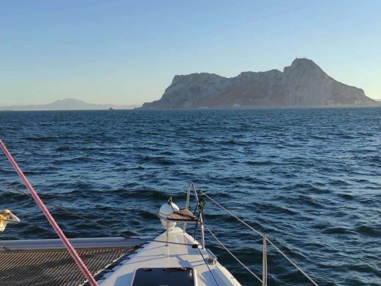 Hire Luxury Yacht with or without skipper Fountaine Pajot French Polynesia