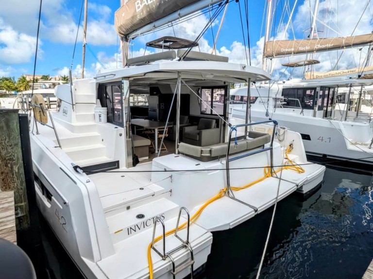 Hire a Bali Bali 4.2 Nassau