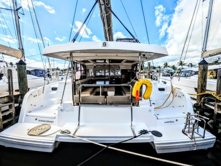 Hire Catamaran Bali with a boat licence