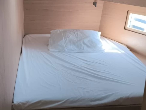 Yacht charter Néa Péramos - Bénéteau Oceanis 51.1 on SamBoat