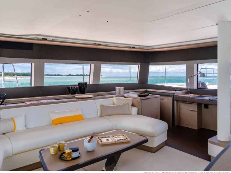 Hire a Lagoon Lagoon Sixty 5 Owner's Version Capo d'Orlando