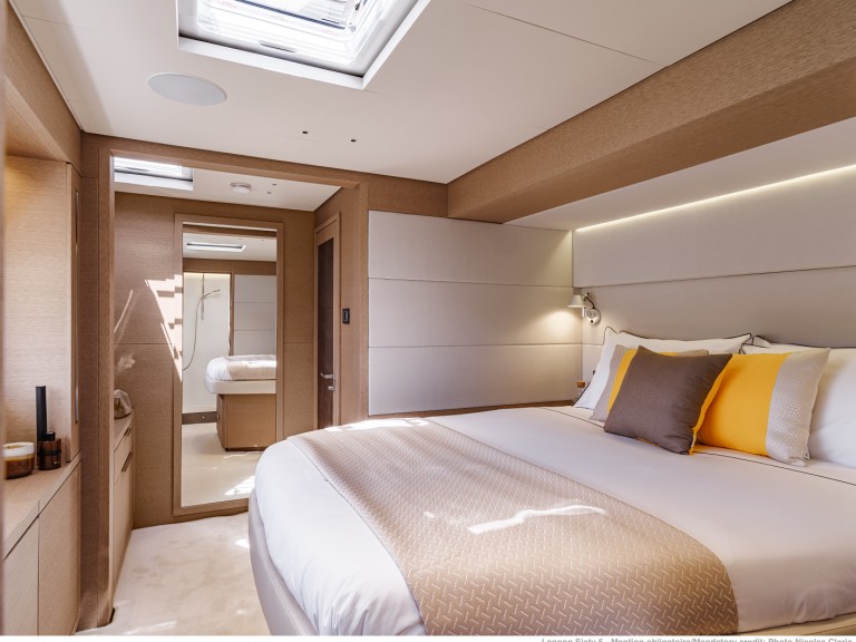 Yacht hire Capo d'Orlando cheap Lagoon Sixty 5 Owner's Version