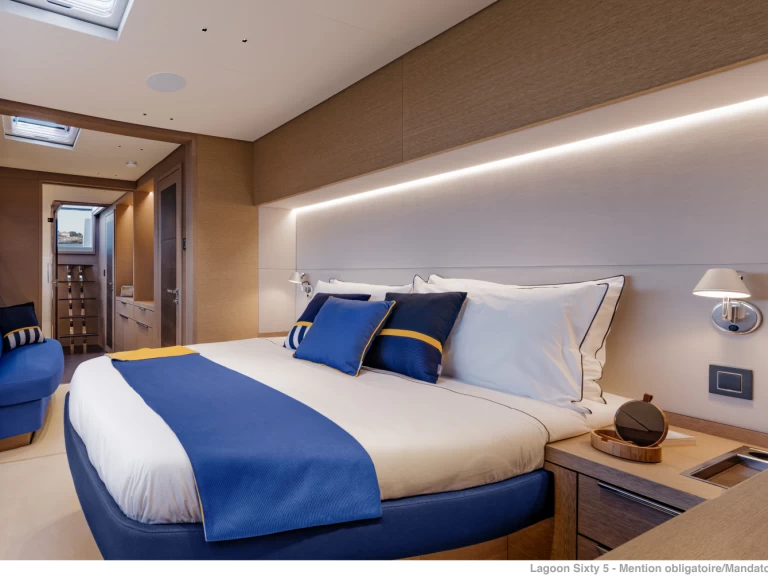 Hire a Lagoon Lagoon Sixty 5 Owner's Version Salerno