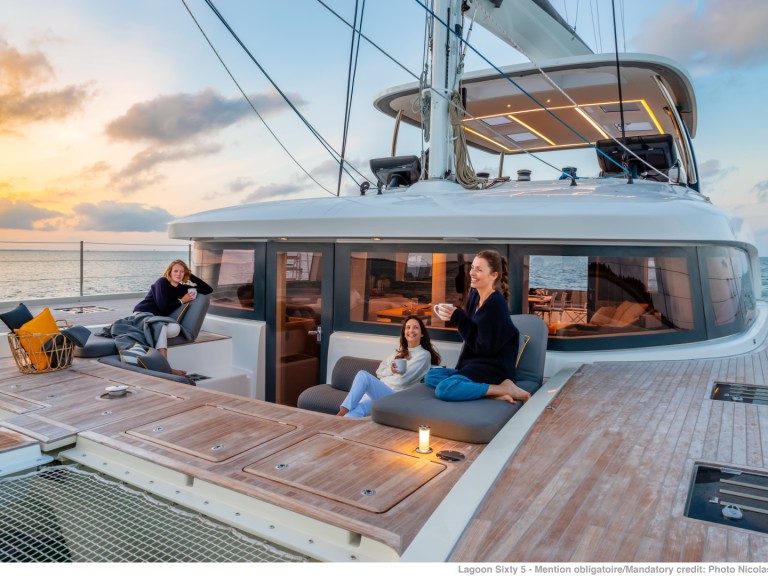 Hire Catamaran with or without skipper Lagoon Salerno