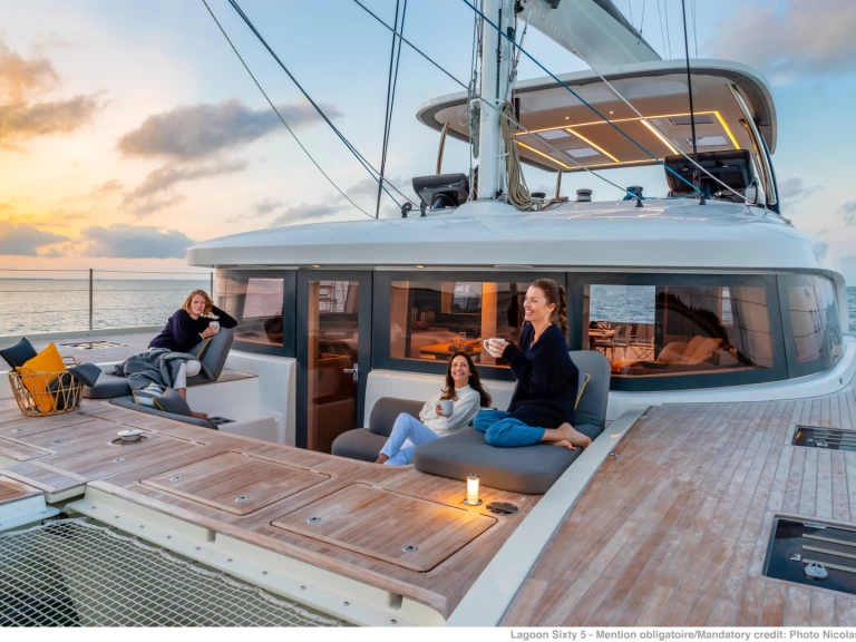 Hire Catamaran with or without skipper Lagoon Salerno