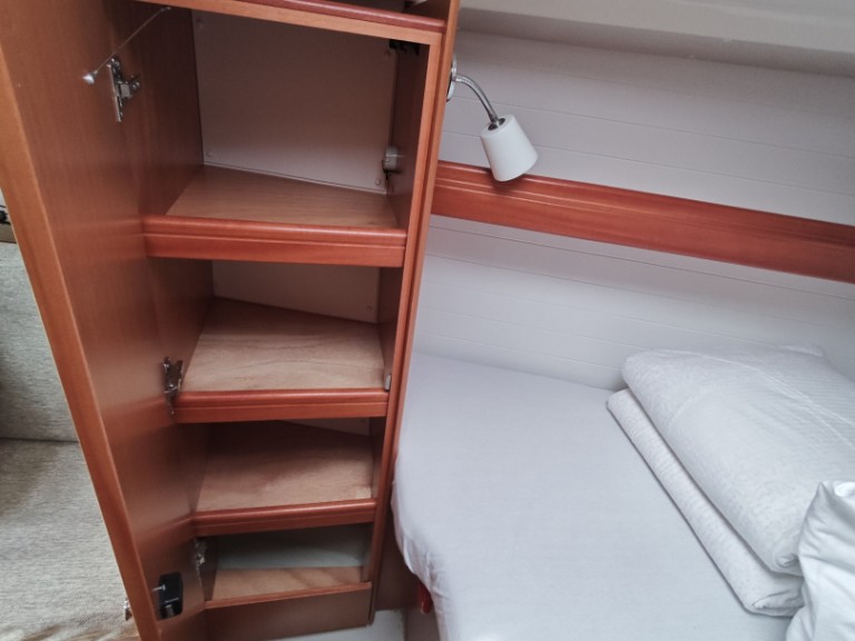 Hire a Bavaria Cruiser 34 Punat