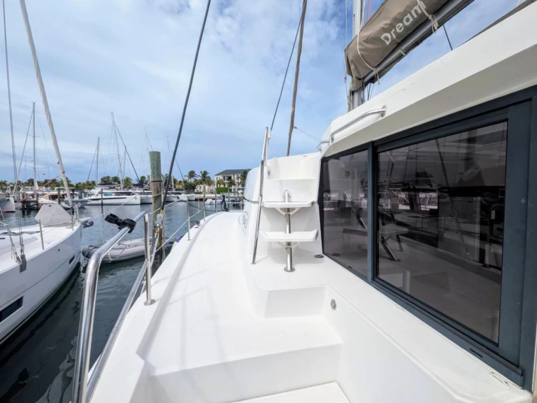 Bali Bali 4.1 charter bareboat or skippered in  Nassau