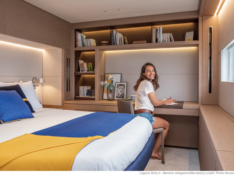 Yacht charter Capo d'Orlando - Lagoon Lagoon Sixty 5 Owner's Version on SamBoat