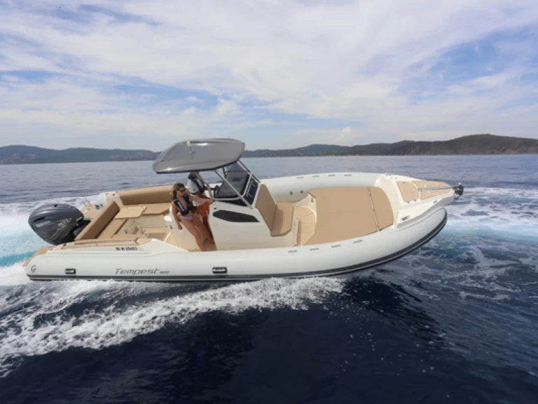 RIB hire in Palau - Capelli Tempest 900