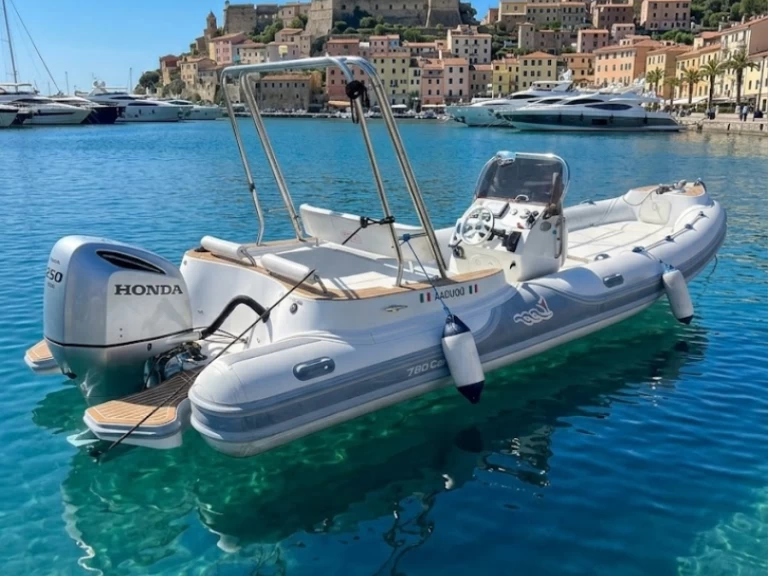 Yacht charter Porto Santo Stefano - MV Marine 780 on SamBoat
