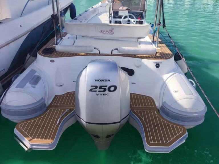 Hire a MV Marine 780 Porto Santo Stefano