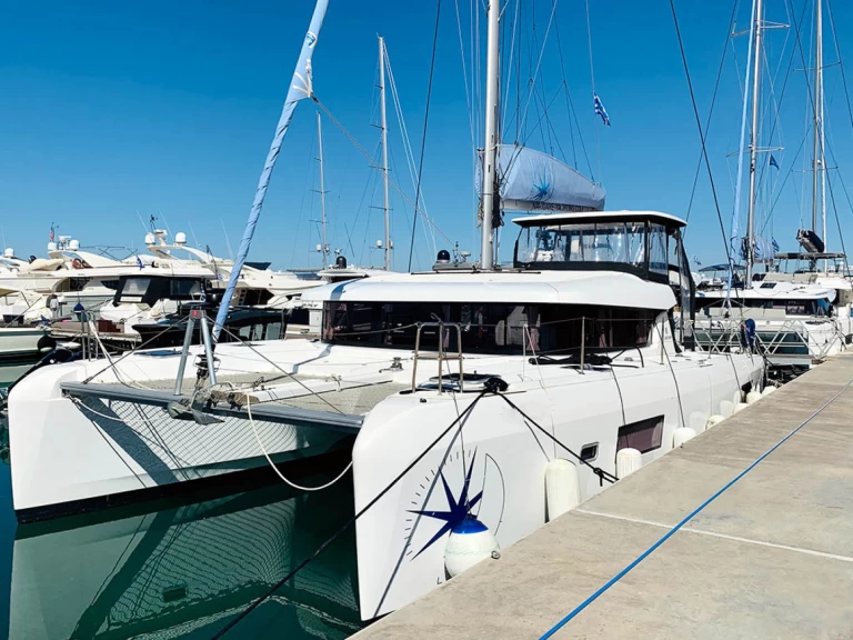 Hire Catamaran with or without skipper Lagoon Alimos