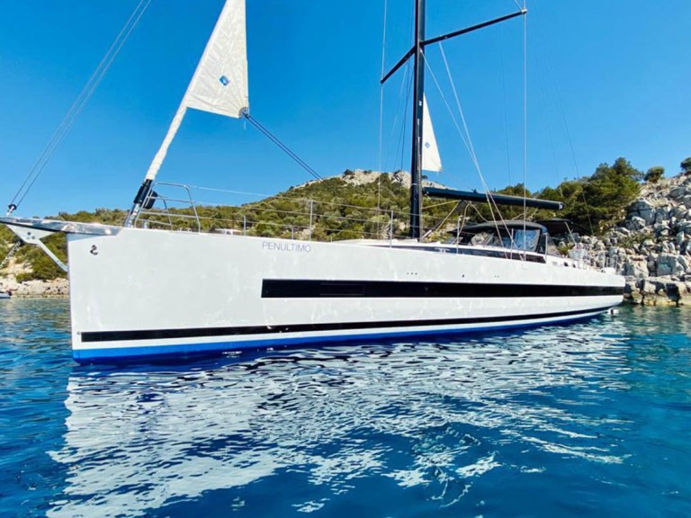 Yacht hire Alimos cheap Oceanis Yacht 62