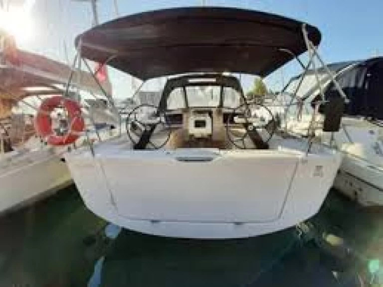 Hire a Dufour Dufour 390 GL Procida