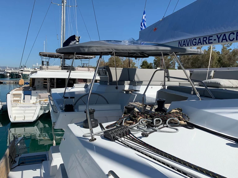 Hire a Fountaine Pajot Elba 45 Alimos