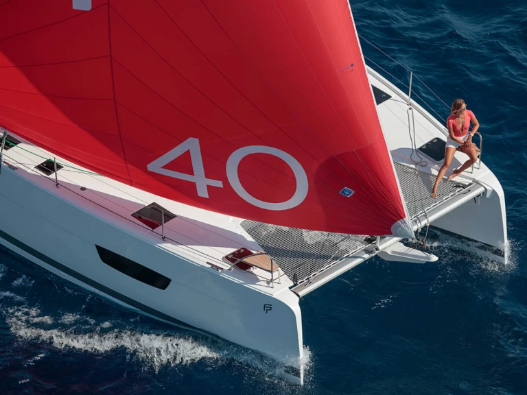 Hire a Fountaine Pajot Isla 40 Alimos